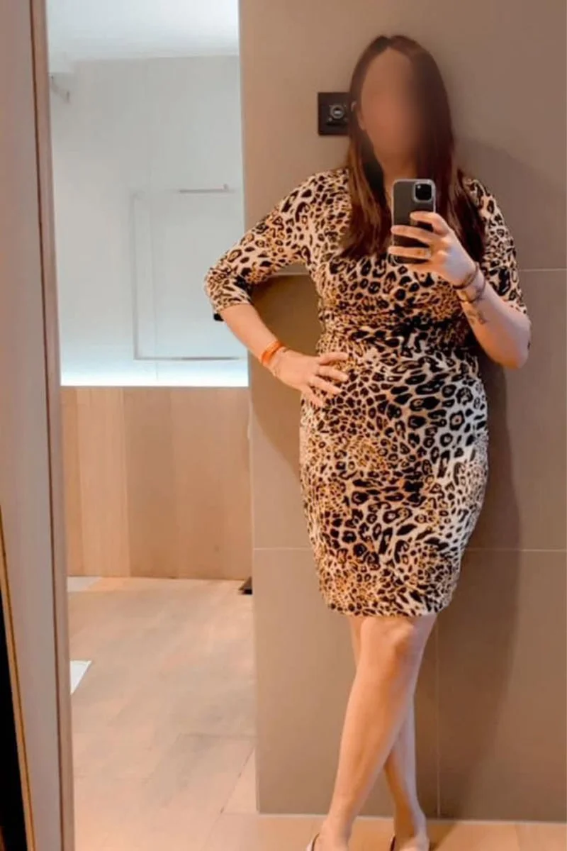 female Call Girls in Agra